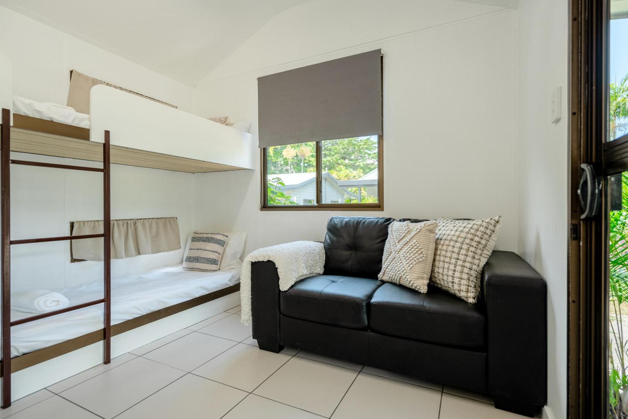 Tasman Holiday Parks - Cairns Cool Waters Exterior foto